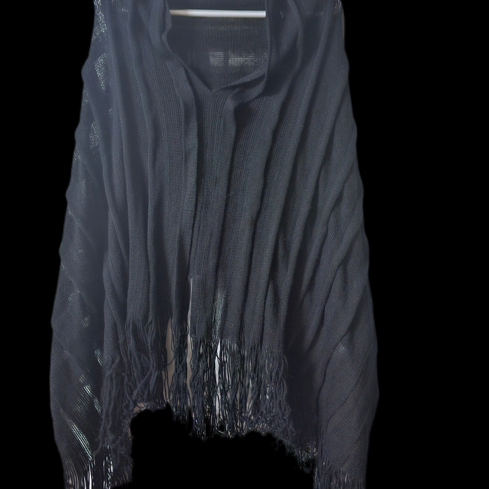 Artizan Robin Barré Black Fringe Knit Shawl